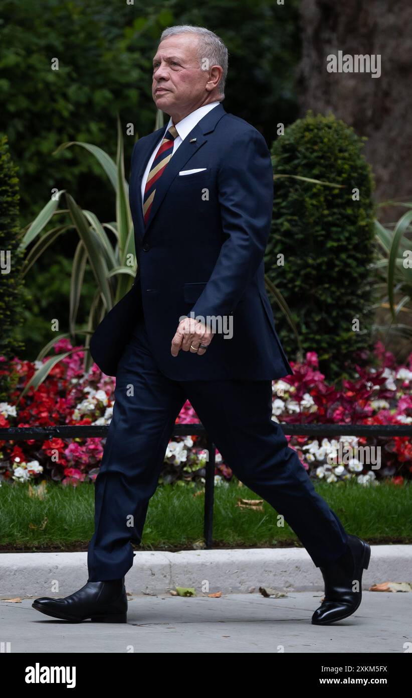 London, Großbritannien. Juli 2024. König Abdullah II. Von Jordanien geht die Downing Street in London hinauf. Quelle: SOPA Images Limited/Alamy Live News Stockfoto