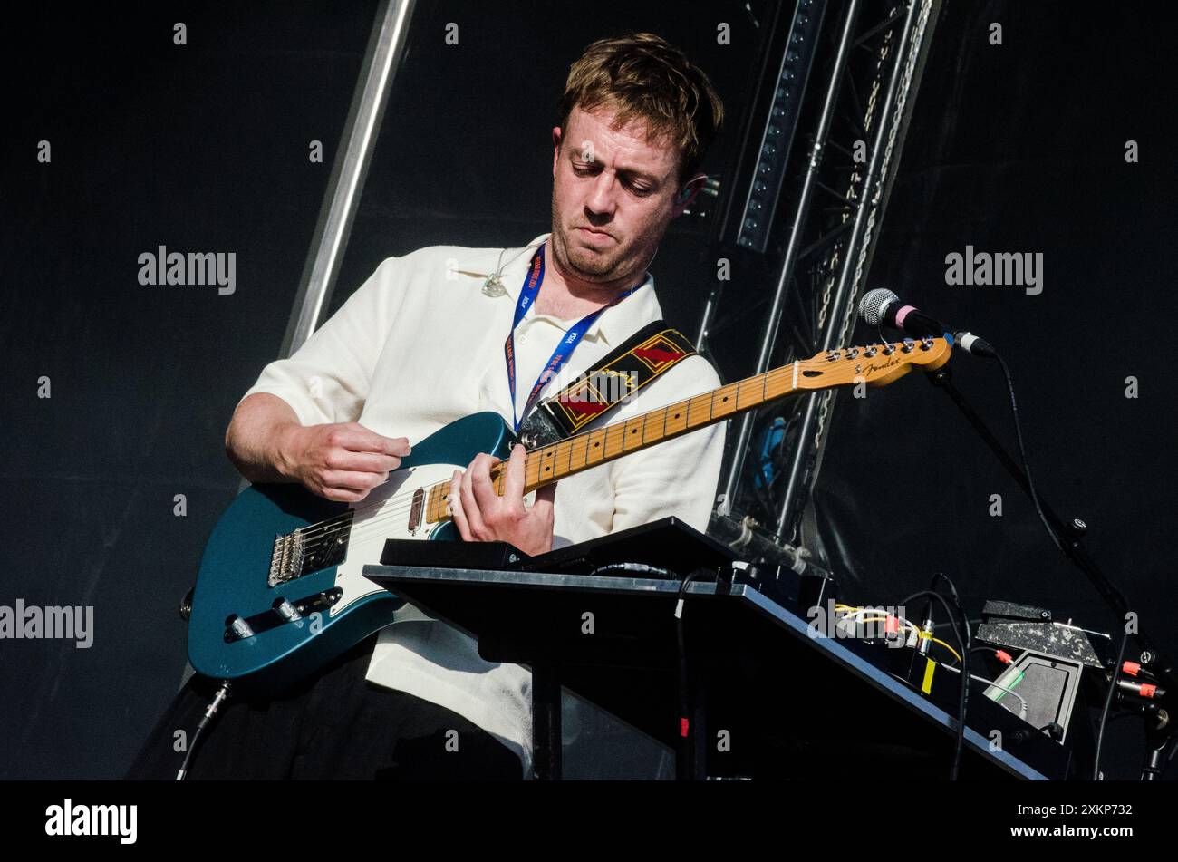 Kai Campos von Mount Kimbie tritt beim Release Athens Festival in Plateia Nerou/Griechenland im Juli 2024 auf Stockfoto