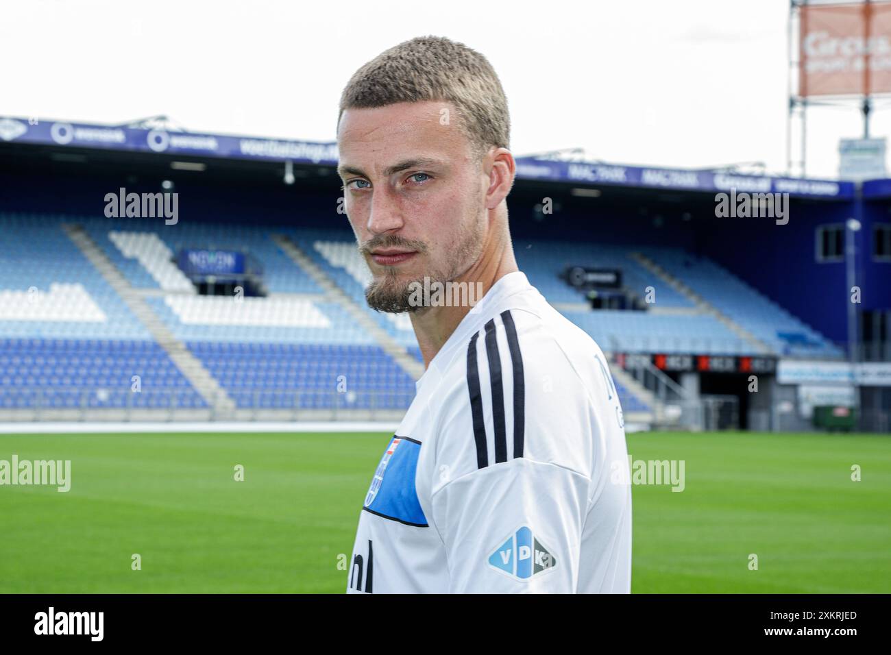 Zwolle, Niederlande. Juli 2024. ZWOLLE, NIEDERLANDE - 24. JULI: Joey van den Berg von PEC Zwolle während des Fotoaufrufs von PEC Zwolle im MAC3Park Stadion am 24. Juli 2024 in Zwolle, Niederlande. (Foto: Broer van den Boom/Orange Pictures) Credit: Orange Pics BV/Alamy Live News Stockfoto