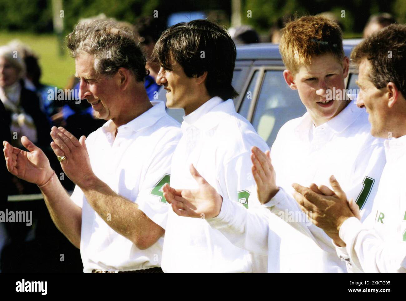 01-06-2001 Gloucester Archivio Storico Olycom/LaPresse Henry, duca di Sussex, Megglio noto Come Harry (Henry Charles Albert David; Londra, 15. settembre 1984), è un nobile e militare britannico, principe e membro della famiglia reale britannica, quinto in linea di successione al trono del Regno Unito e dei reami del Commonwealth, dopo il fratello e i nipoti. Ha ricoperto il grado di maggiore nel reggimento dell'Household Cavalry (Blues und Royals) dell'esercito britannico. È il figlio secondogenito del Re Carlo III del Regno Unito e di Diana Spencer (1961-1997), nonché il quarto nipote della reg Stockfoto