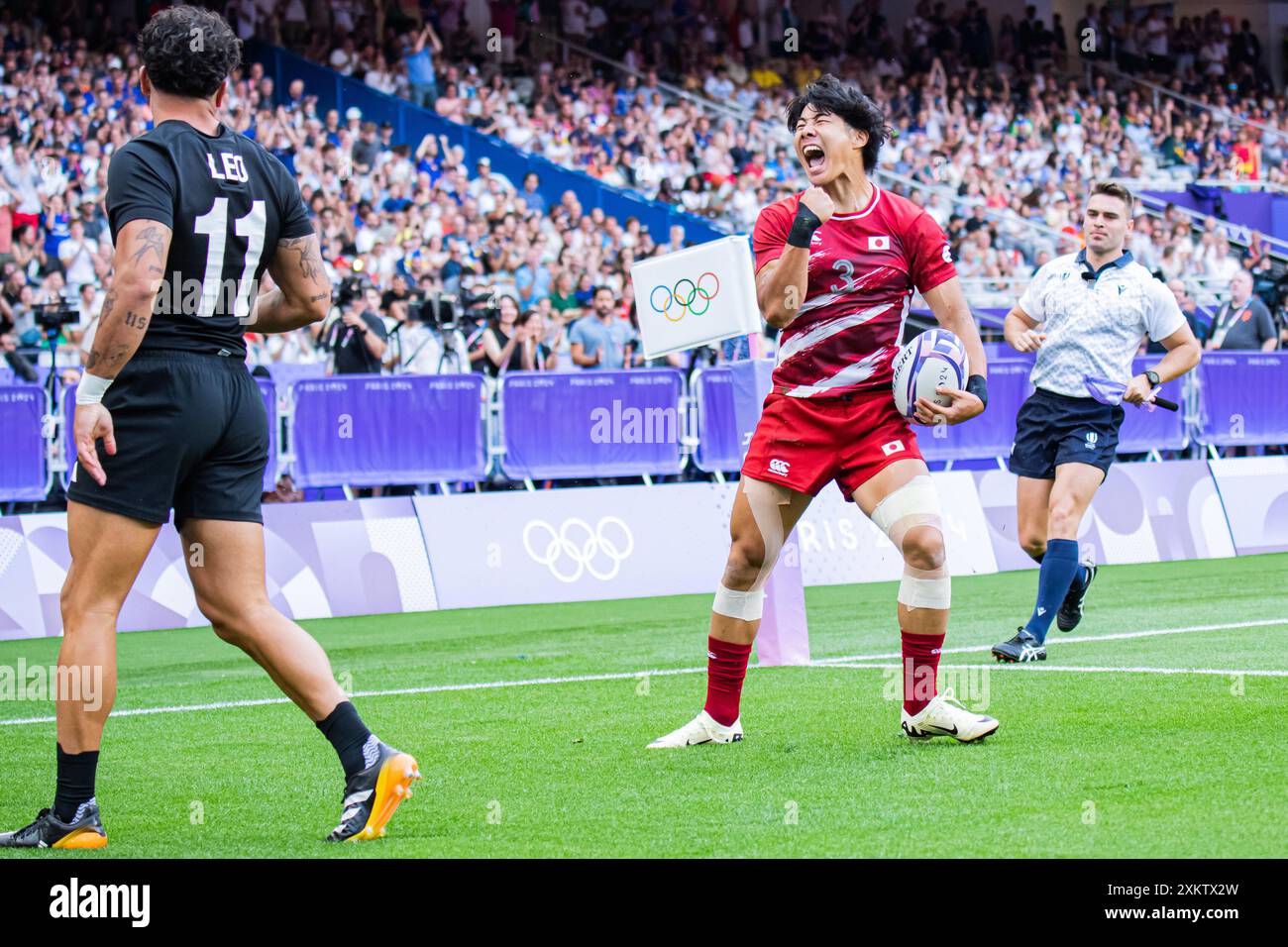 Saint Denis, Frankreich. Juli 2024. Shotaro Tsuoka (Japan) feiert einen Try, Rugby Sevens, Herrenpool A zwischen Neuseeland und Japan während der Olympischen Spiele Paris 2024 am 24. Juli 2024 im Stade de France in Saint-Denis, Frankreich - Photo Baptiste Autissier/Panorama/DPPI Media Credit: DPPI Media/Alamy Live News Stockfoto