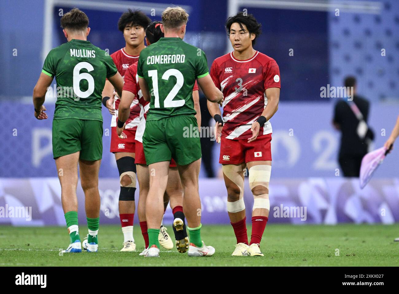 Saint-Denis, Frankreich. Kredit: MATSUO. Juli 2024. Yu Okudaira (JPN), Shotaro Tsuoka (JPN) Rugby: Spiel der Vorphase der Männer zwischen Irland 40-5 Japan während der Olympischen Spiele 2024 in Paris im Stade de France in Saint-Denis, Frankreich. Kredit: MATSUO . K/AFLO SPORT/Alamy Live News Stockfoto