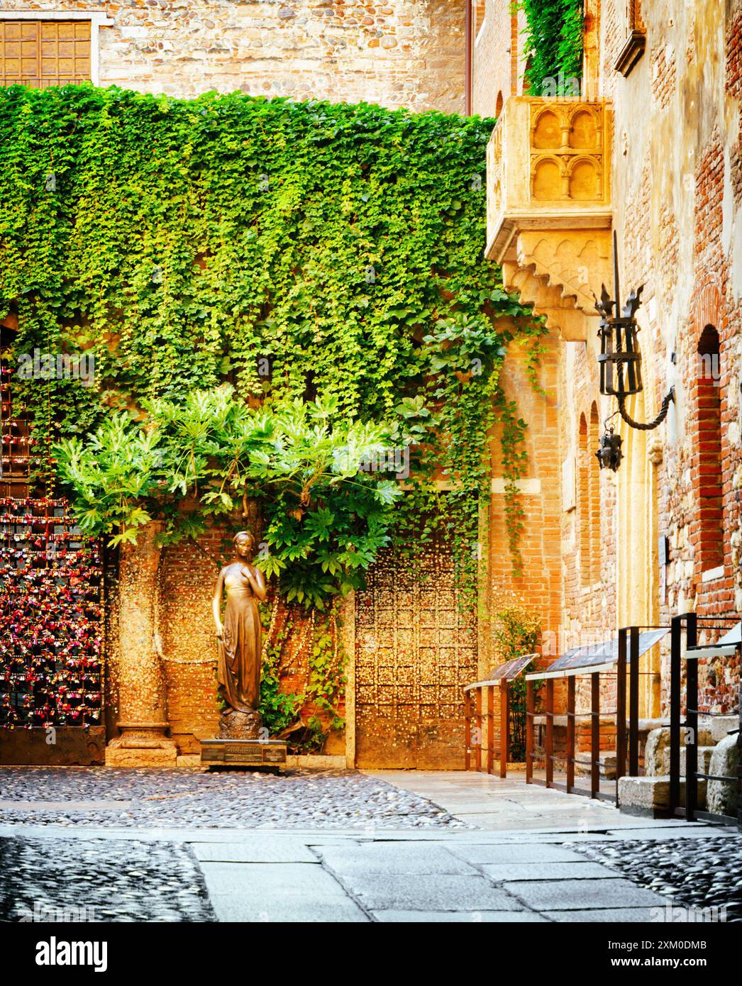 Innenhof von Casa di Giulietta (Haus der Julia), Verona, Italien Stockfoto