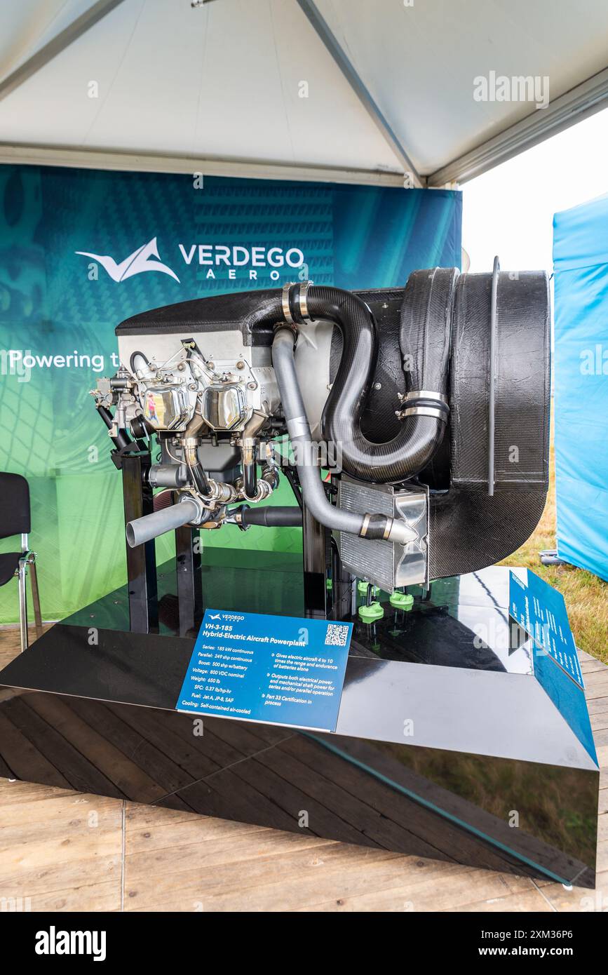 Verdego Aero VH-3-185 Hybrid-Elektroflugzeugtriebwerk auf der Farnborough International Airshow, Großbritannien. Motor mit alternativem Kraftstoff Stockfoto