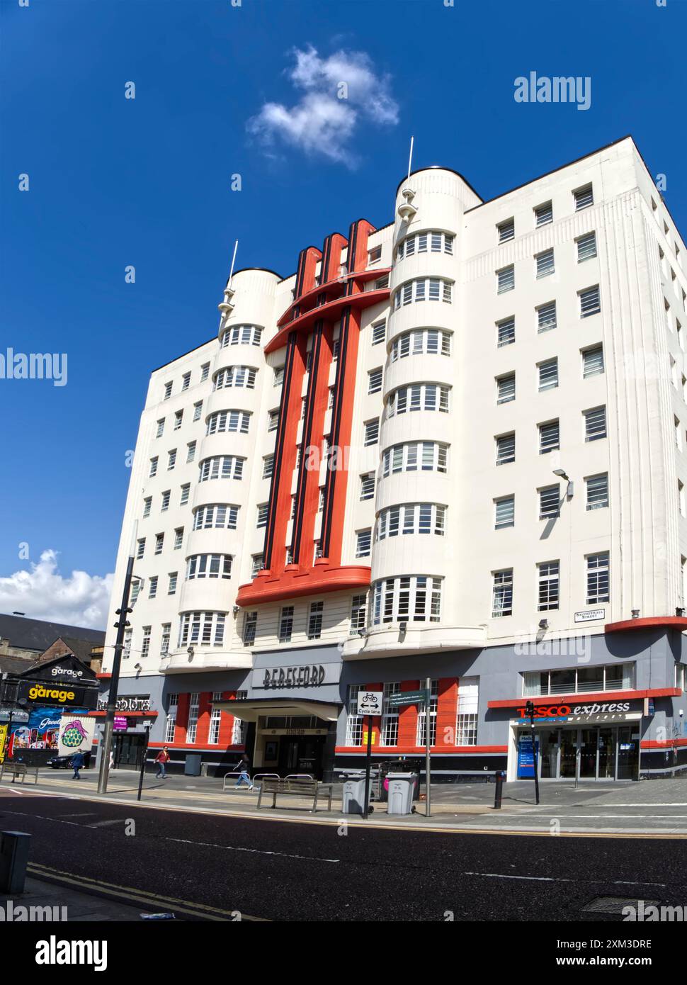 Das Art Deco Beresford Gebäude (früher ein Hotel), Sauchiehall Street, Glasgow, Schottland, Großbritannien Stockfoto