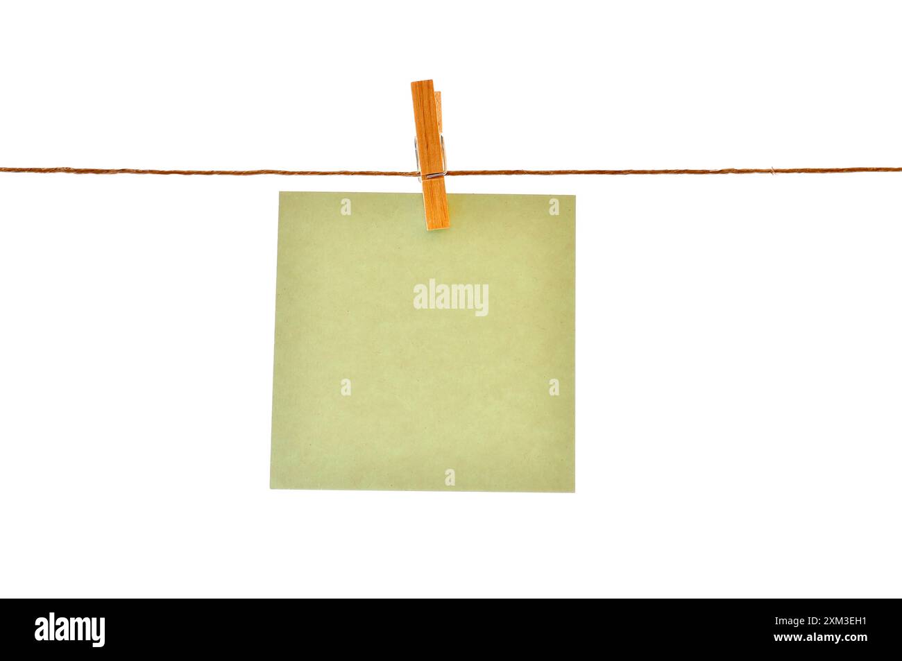 Preis schild an wäscheleine mit wäscheklammer, grün Stockfoto