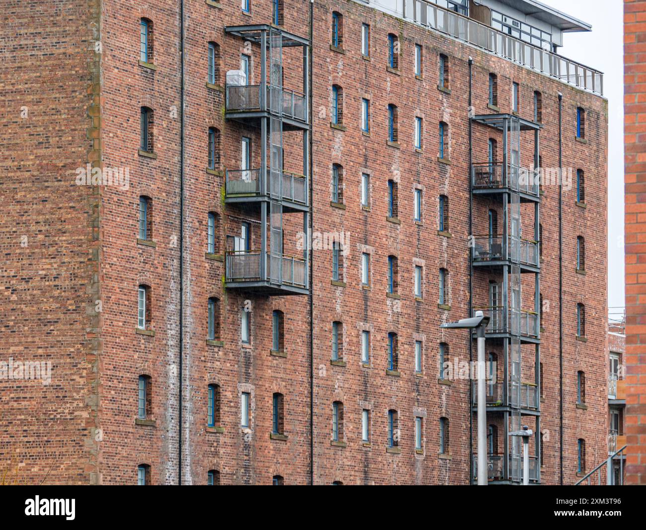 Umbau großer Wohnungen aus Bond Warehouse, Bonnington, Edinburgh, Schottland, Großbritannien Stockfoto