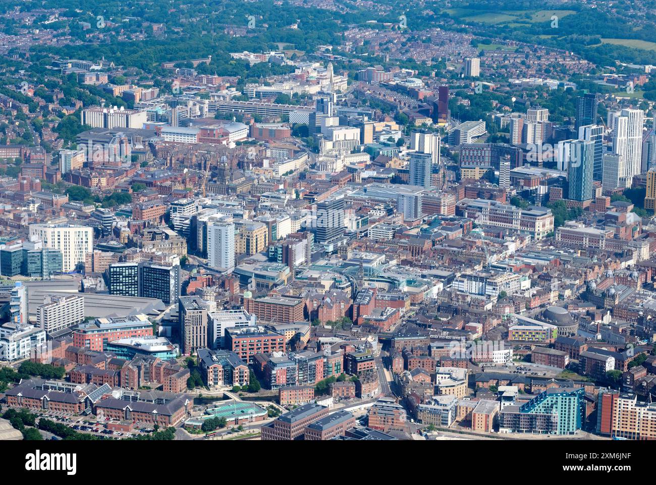 Ein Panoramablick auf das Stadtzentrum von Leeds, aus dem Süden, West Yorkshire, Nordengland, Großbritannien Stockfoto