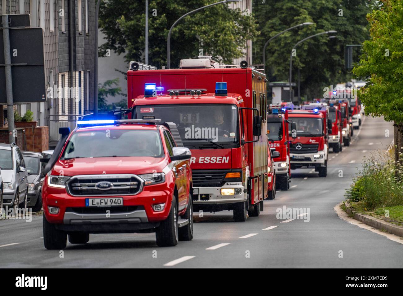 Feuerwehrfahrzeuge Aus Essen M lheim Und Oberhausen Mit 140 feuerwehrfahrzeuge-aus-essen-m-lheim-und-oberhausen-mit-140