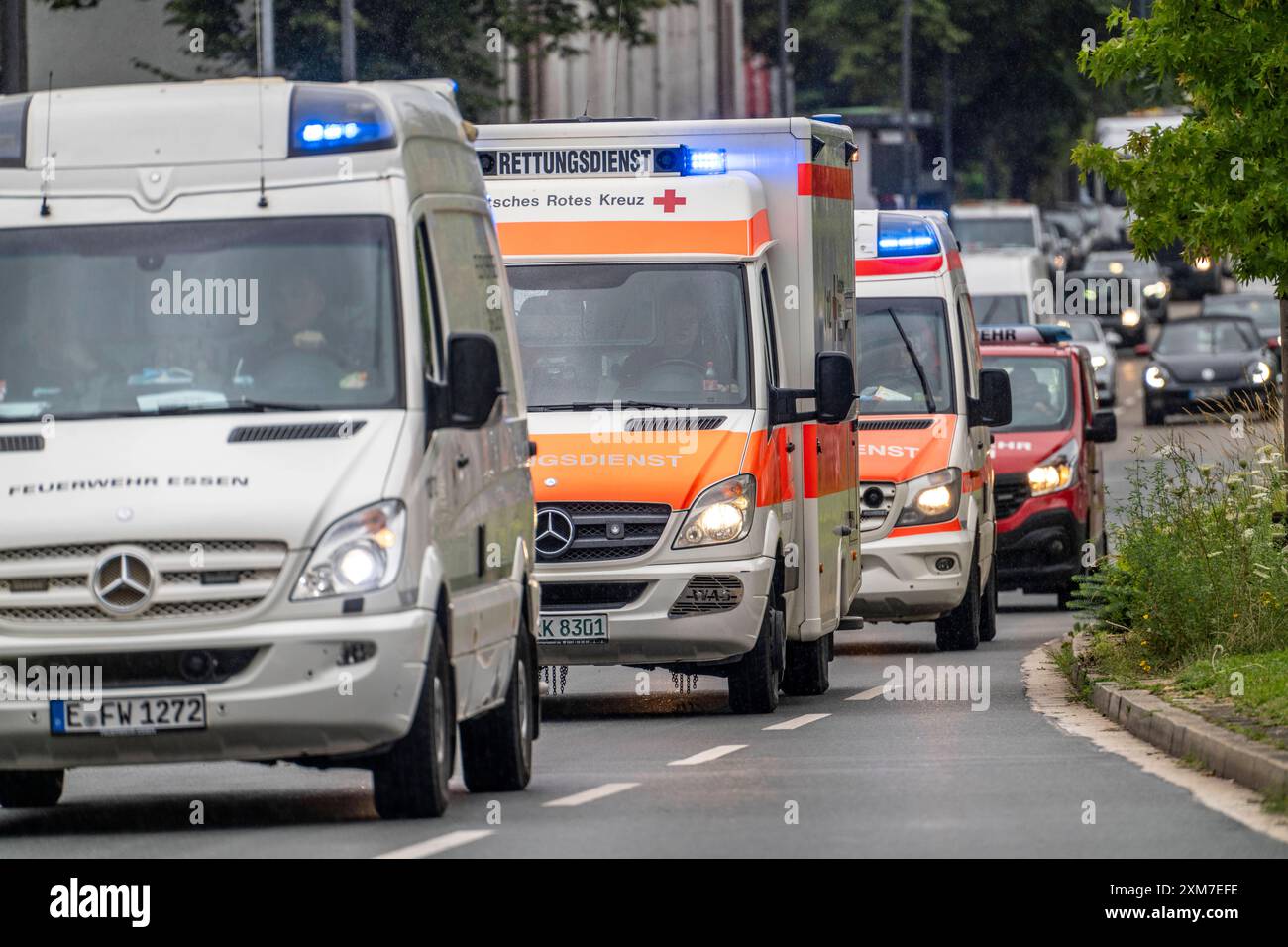 Feuerwehrfahrzeuge Aus Essen M lheim Und Oberhausen Mit 140 feuerwehrfahrzeuge-aus-essen-m-lheim-und-oberhausen-mit-140