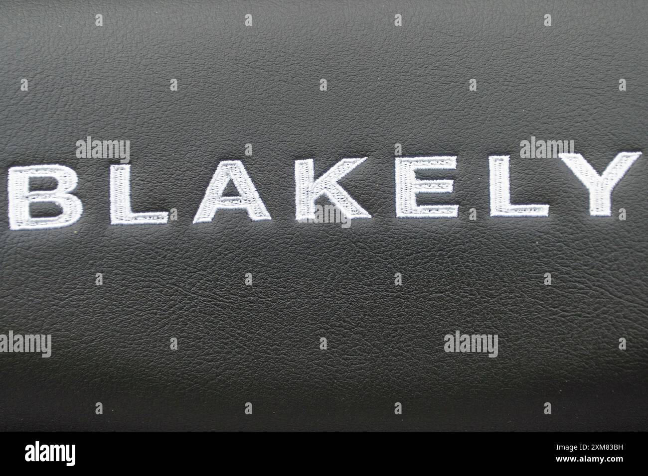 Ein allgemeiner Überblick über den Norwich City Football Club, Hauptsponsor Blakely, innerhalb der Dugout vor dem Vorsaison-Freundschaftsspiel zwischen Norwich City und dem FC Magdeburg in der Carrow Road, Norwich am Freitag, den 26. Juli 2024. (Foto: David Watts | MI News) Credit: MI News & Sport /Alamy Live News Stockfoto