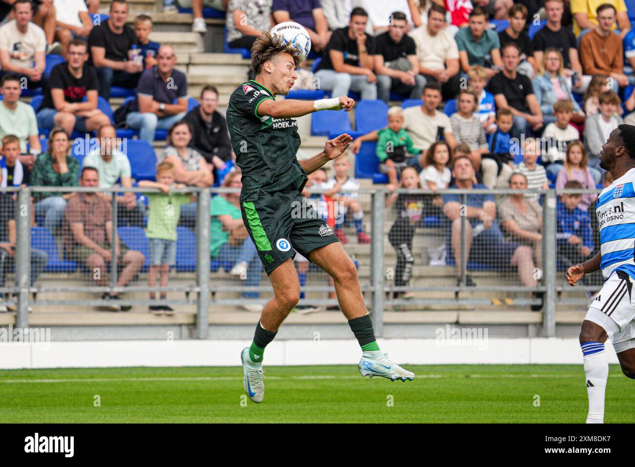 Zwolle, Niederlande. Juli 2024. ZWOLLE, NIEDERLANDE - 26. JULI: Jesse van de Haar von de Graafschap führt den Ball während des Freundschaftsspiels zwischen PEC Zwolle und de Graafschap im MAC3Park Stadion am 26. Juli 2024 in Zwolle, Niederlande. (Foto von Gabriel Calvino Alonso/Orange Pictures) Credit: Orange Pics BV/Alamy Live News Stockfoto