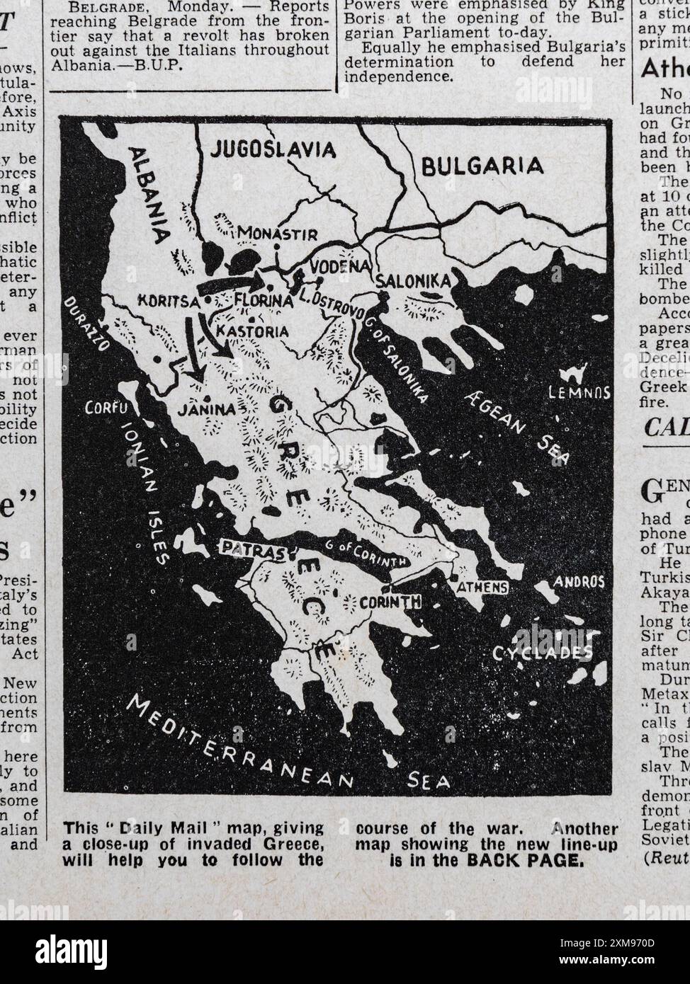 Karte Griechenlands auf der Titelseite der Daily Mail (Replik), 29. Oktober 1940, die die italienische Invasion Griechenlands von Albanien zeigt, Stockfoto