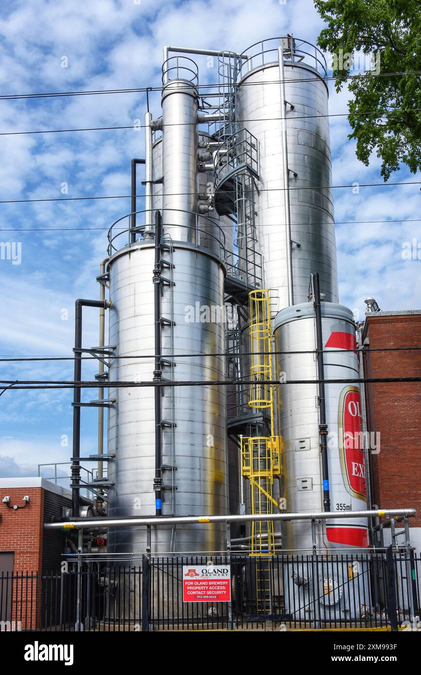 Halifax, Kanada - 24. Juli 2024: Oland Brewery in Agricola Street. Oland ist der größte Brauer in Nova Scotia und ist seit 130 Jahren ein Teil der Brauerei. It Stockfoto