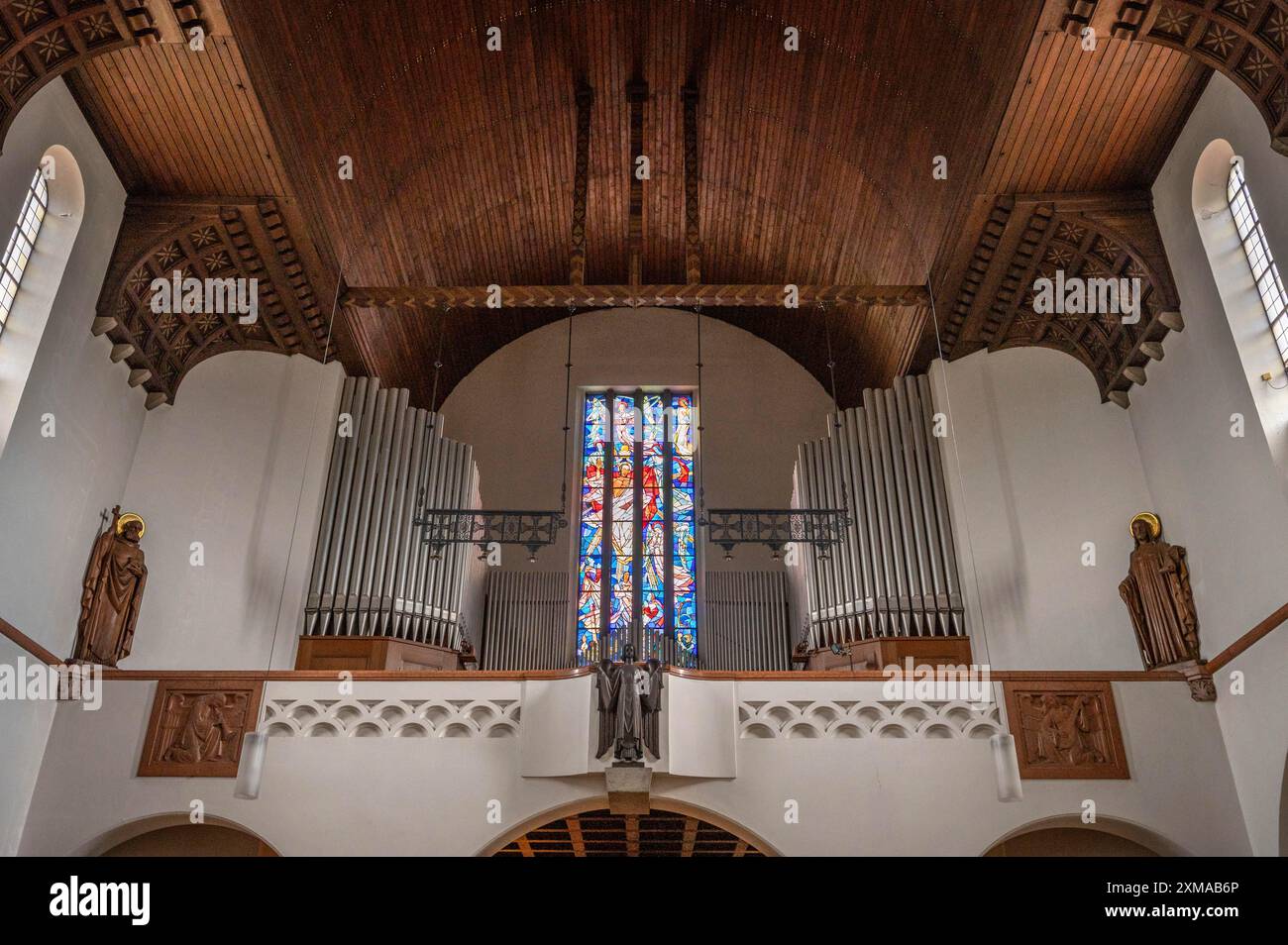 Orgelloft der Ottokirche, erbaut von 1912 bis 1914 im Jugendstilstil, Siechenstraße 61, Bamberg, Oberfranken, Bayern, Deutschland Stockfoto
