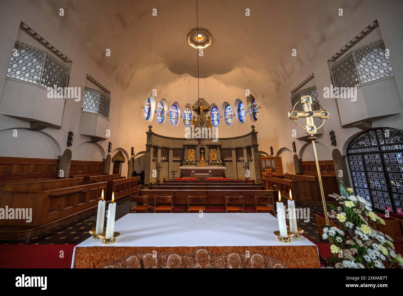 Kanzel der Ottokirche, erbaut von 1912 bis 1914 im Jugendstilstil, Siechenstraße 61, Bamberg, Oberfranken, Bayern, Deutschland Stockfoto