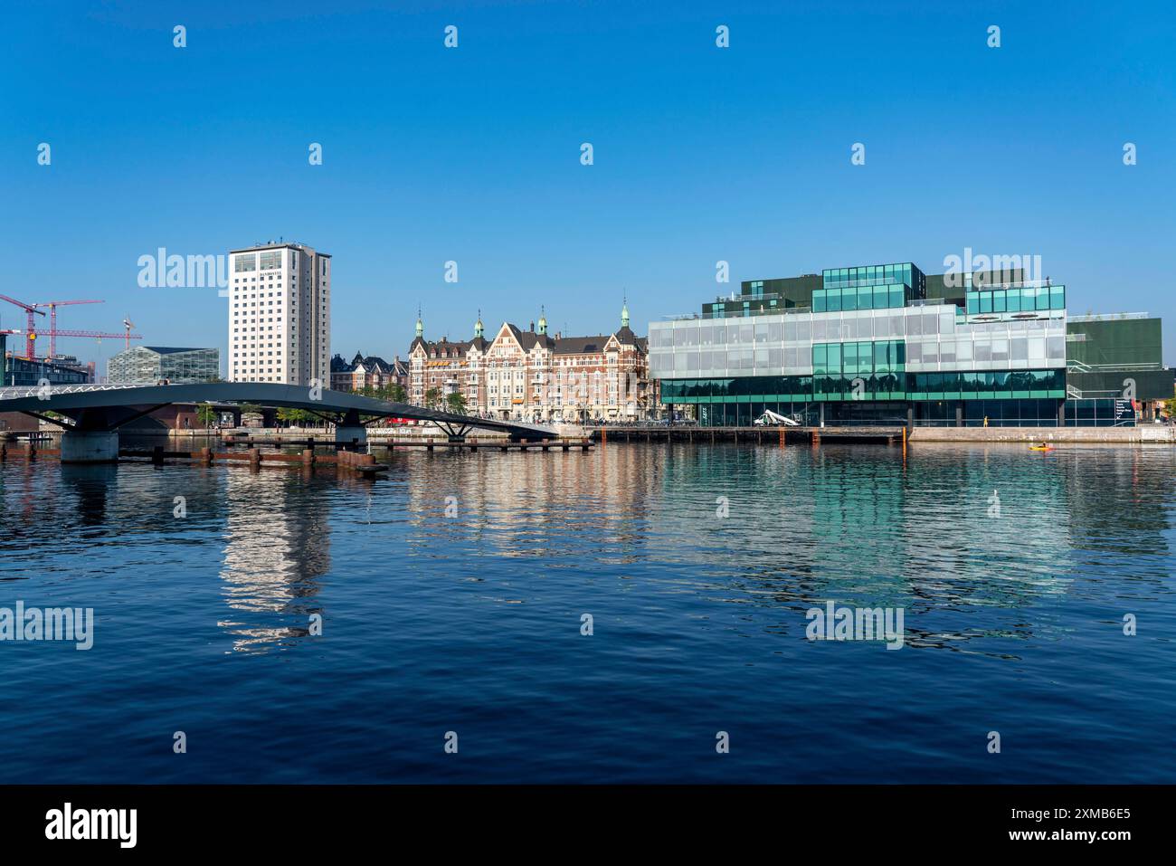 Das dänische Architekturzentrum, Dansk Arkitektur Center, am Hafen, Lille Langebro Brücke, Fahrrad- und Fußgängerbrücke, Kopenhagen, Dänemark Stockfoto