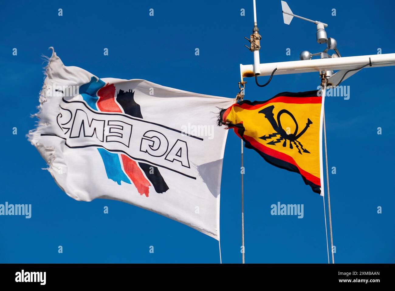 Reederei AG EMS, Fähre MS Ostfriesland, Postfahne, Postschiff, Nordseeinsel Borkum, Niedersachsen, Deutschland Stockfoto