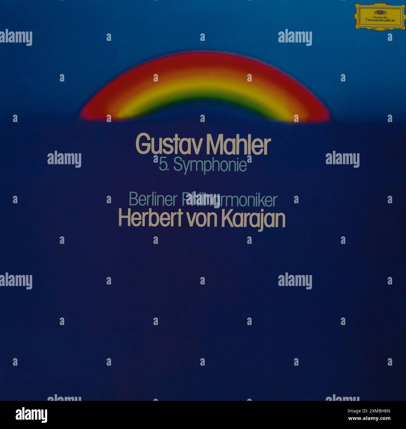 Plattencover aus Vintage-Vinyl. Gustav Mahler-5. Symphonie. Berliner Philharmoniker-Herbert von Karajan, Deutsche Grammophon, 1973 Stockfoto
