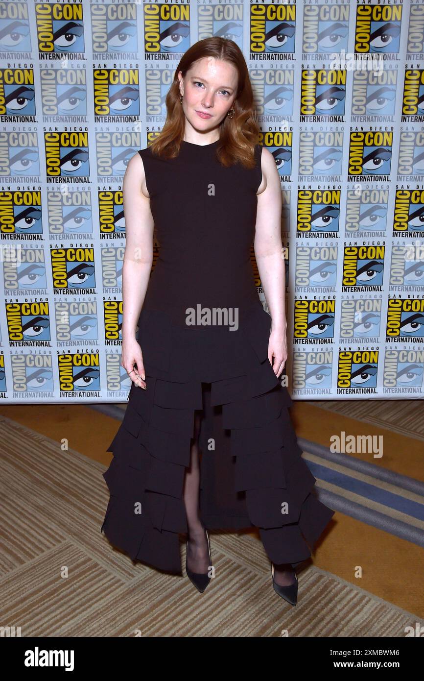 Morfydd Clark beim Photocall zur 2. Staffel der Amazon Prime Videoserie The Lord of the Rings: The Rings of Power / der Herr der Ringe: Die Ringe der Macht auf der San Diego Comic-Con International 2024 im Hilton Bayfront Hotel. San Diego, 26.07.2024 Stockfoto