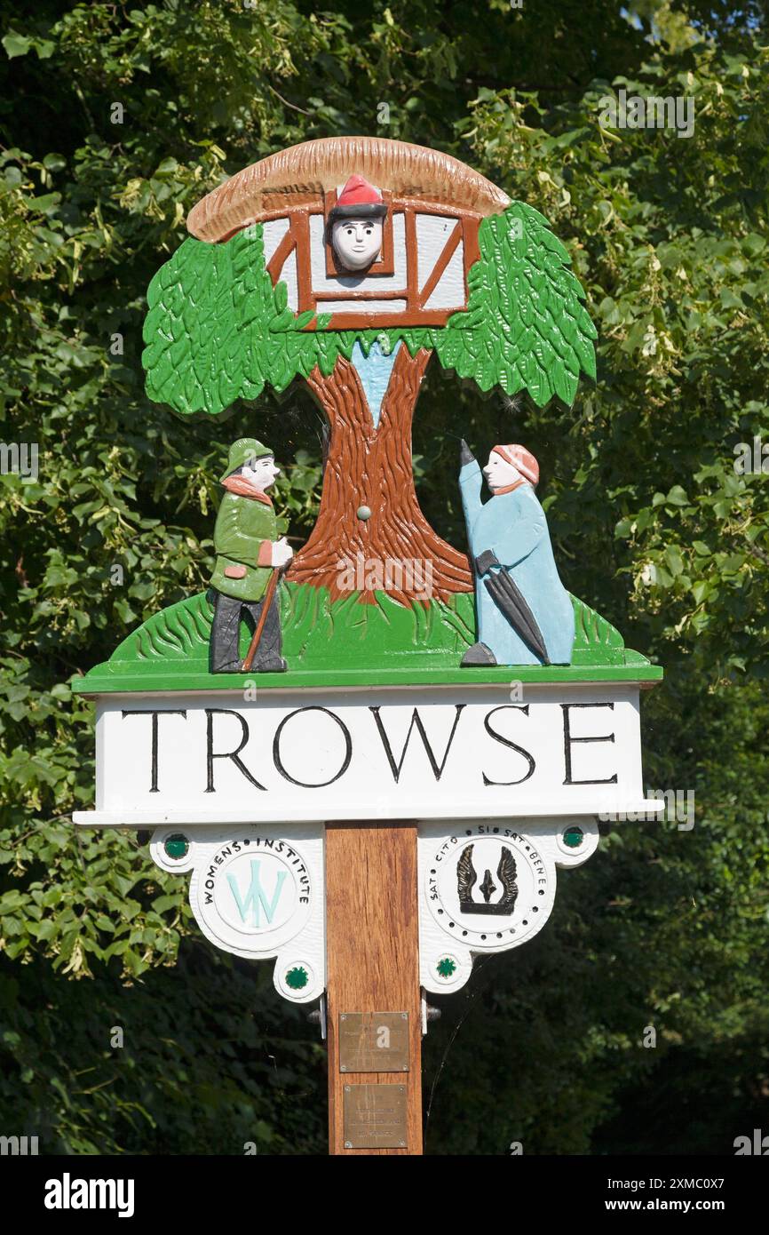 Ortsschild Trowse (Trowse mit Newton), Norfolk Stockfoto