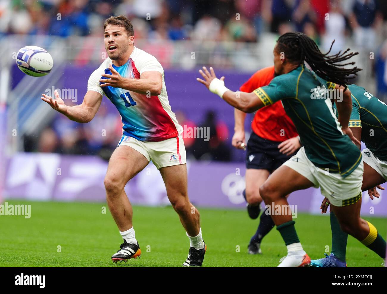 Frankreichs Antoine Dupont während des Rugby Sivens-Spiels gegen Südafrika im Stade de France am ersten Tag der Olympischen Spiele 2024 in Frankreich. Bilddatum: Samstag, 27. Juli 2024. Stockfoto