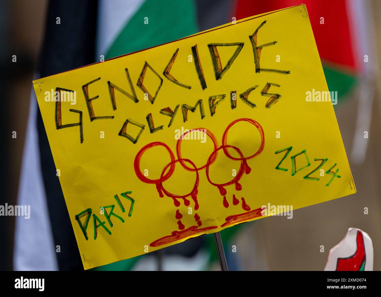 In Manchester, Großbritannien, fand eine Demonstration der Palästinensischen ProPalestine statt, in der Israel aus der FIFA und den Olympischen Spielen in Paris vertrieben werden sollte. Der palästinensische Anti-gaza-Krieg in Manchester sah Demonstranten von Platt-Feldern entlang der Wilmslow Road zur Universität marschieren.Bild:garyroberts/worldwidefeatures.com Stockfoto