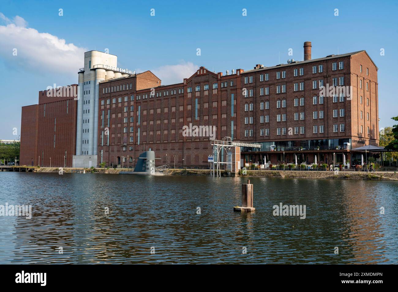 Der Innenhafen, Duisburg, Kueppersmuehle, MKM Museum Kueppersmuehle für Moderne Kunst, Neubau, Nordrhein-Westfalen, Deutschland Stockfoto