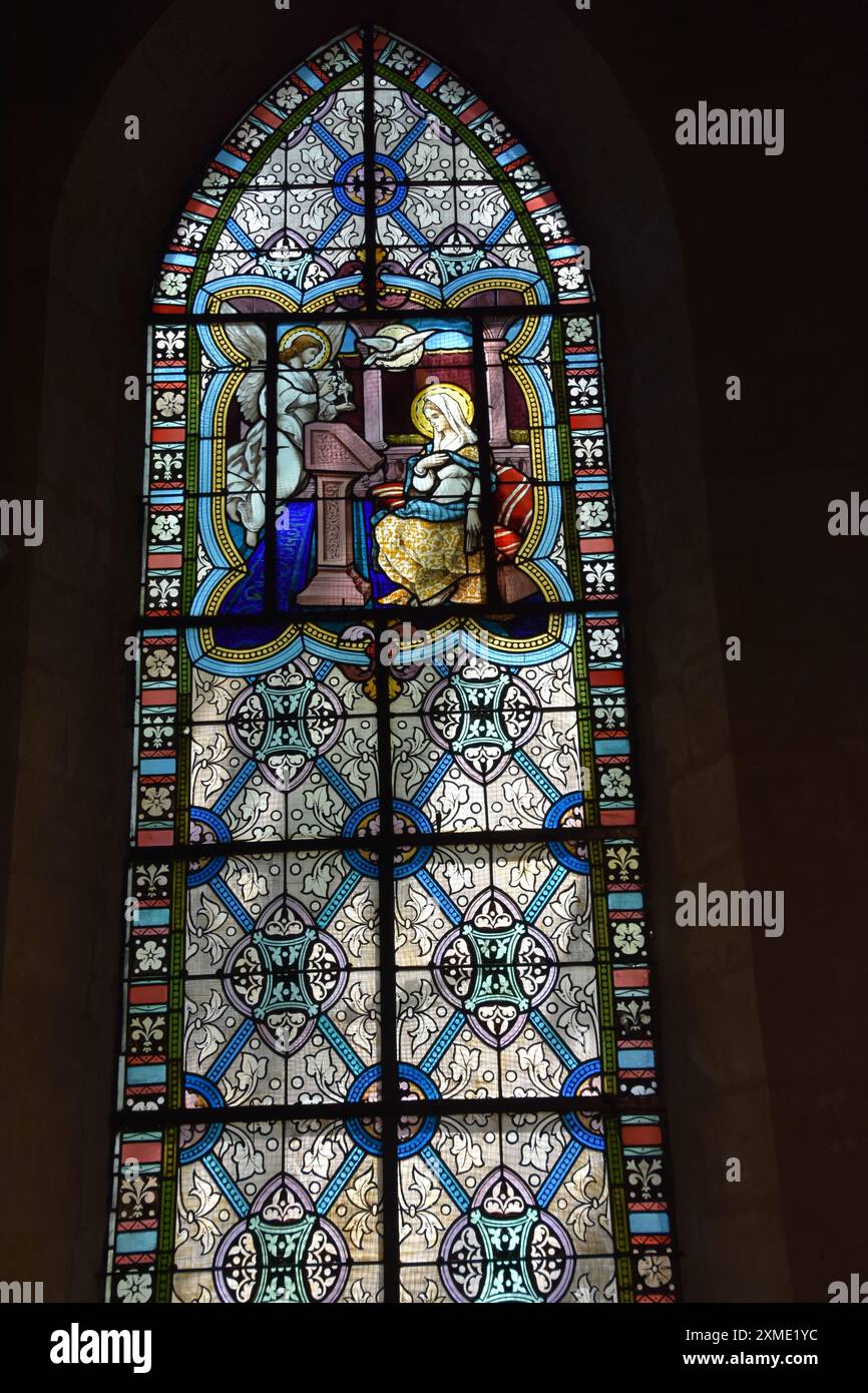 L'église Saint-Cyr-Sainte-Julitte est une église catholique située à Villejuif dans le Val-de-Marne, en France. Il s'agit de la principale église de l Stockfoto