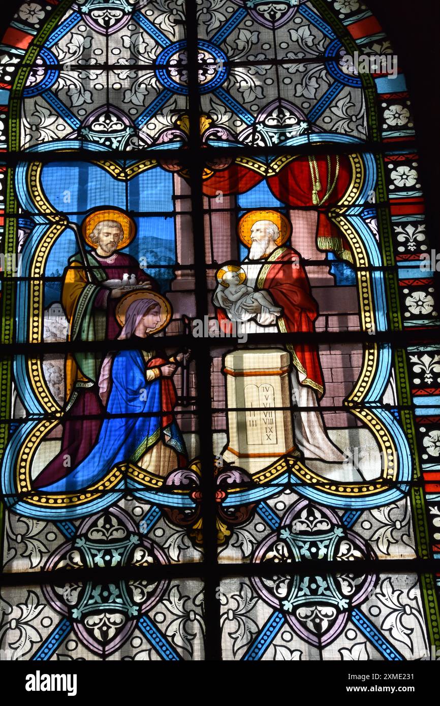 L'église Saint-Cyr-Sainte-Julitte est une église catholique située à Villejuif dans le Val-de-Marne, en France. Il s'agit de la principale église de l Stockfoto