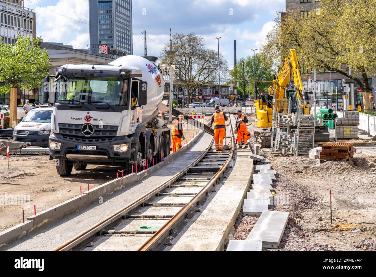 Baustelle am Hauptbahnhof, für die neue Citybahn, eine neue Straßenbahnlinie über 5 km Länge, die den Westen von Essen verbinden wird, die neue Stockfoto