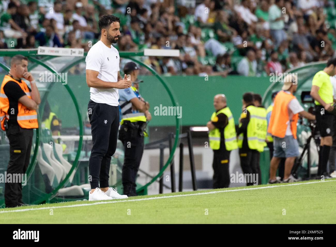 Juli 2024. Lissabon, Portugal. Sporting Cheftrainer aus Portugal Ruben Amorim in Aktion während des Freundschaftsspiels zwischen Sporting CP und Athletic Bilbao Credit: Alexandre de Sousa/Alamy Live News Stockfoto