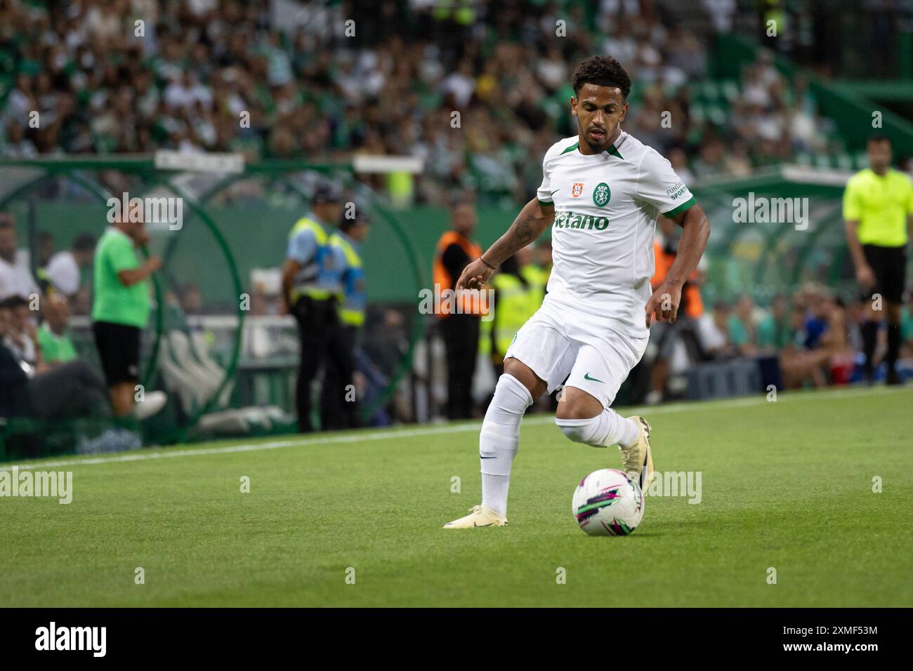 Juli 2024. Lissabon, Portugal. Sporting Stürmer von England Marcus Edwards (10) in Aktion während des Freundschaftsspiels zwischen Sporting CP gegen Athletic Bilbao Credit: Alexandre de Sousa/Alamy Live News Stockfoto