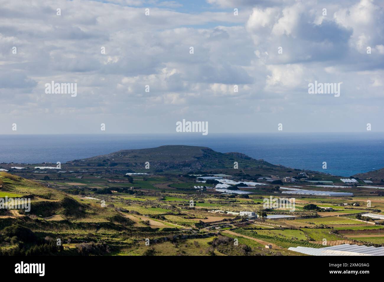 Ein Blick von der Spitze des Hügels auf Mostas Gegend Stockfoto