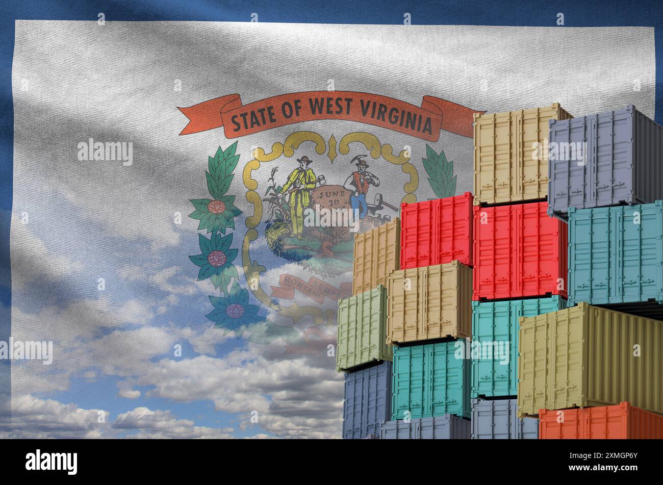 West Virginia US-Bundesflagge und großer Stapel Frachtcontainer in Docks mit Himmelshintergrund aus nächster Nähe Stockfoto
