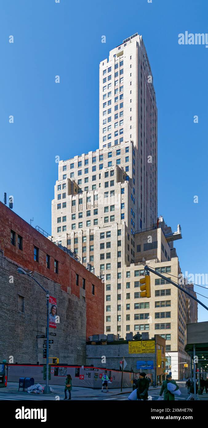 Der 37-stöckige Art déco-Wolkenkratzer 19 Rector Street, der 1930 als Büros erbaut wurde, ist heute Greenwich Club, Eigentumswohnungen mit der Bezeichnung 88 Greenwich Street. Stockfoto