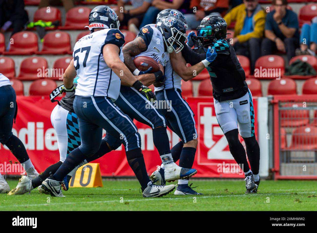 Patrick Carr (Milano Seamen #1) auf dem Weg zum Touchdown GER, Munich Ravens vs Milano Seamen, Amerian Football, elf, Woche 4, Saison 2024, 28.07.2024, Foto: Eibner-Pressefoto/Florian Wolf Stockfoto