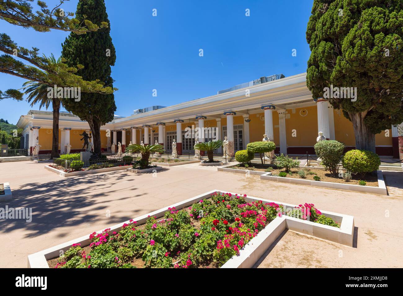 Korfu, 10. Juni 2024: Ionische Inseln in Griechenland Korfu. Hous von Sisi, dem achilleion Stockfoto
