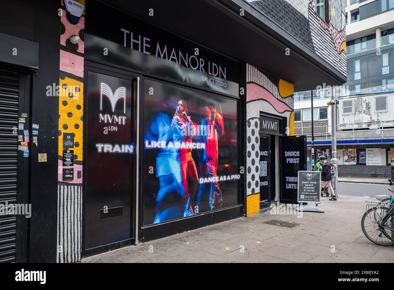 London, Großbritannien - 25. Juli 2014: The Manor Dance Studio in London, Finsbury Park. Stockfoto