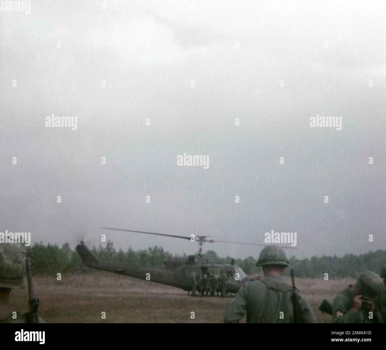 US ARMY / United States Army 75th Ranger Regiment Infanterie School Fort Benning 1968 - Bell UH-1C Huey - Vietnam Ära Stockfoto