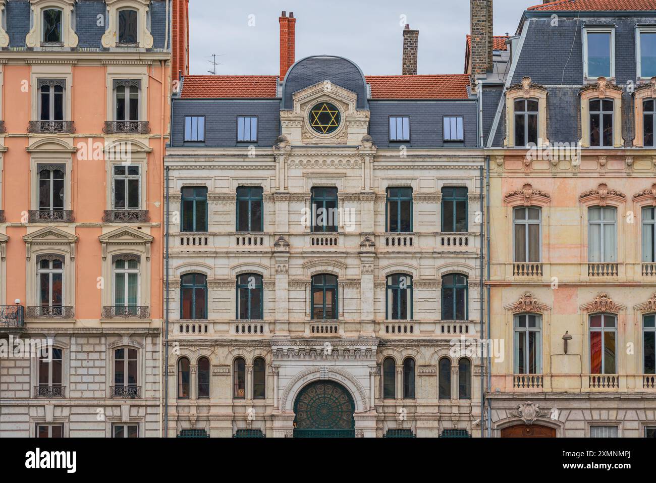 Lyon, Frankreich. Juni 2024. Die große Synagoge wurde 1864 von Abraham Hirsch erbaut und befindet sich in La Presqu'île am Fluss Saone Stockfoto