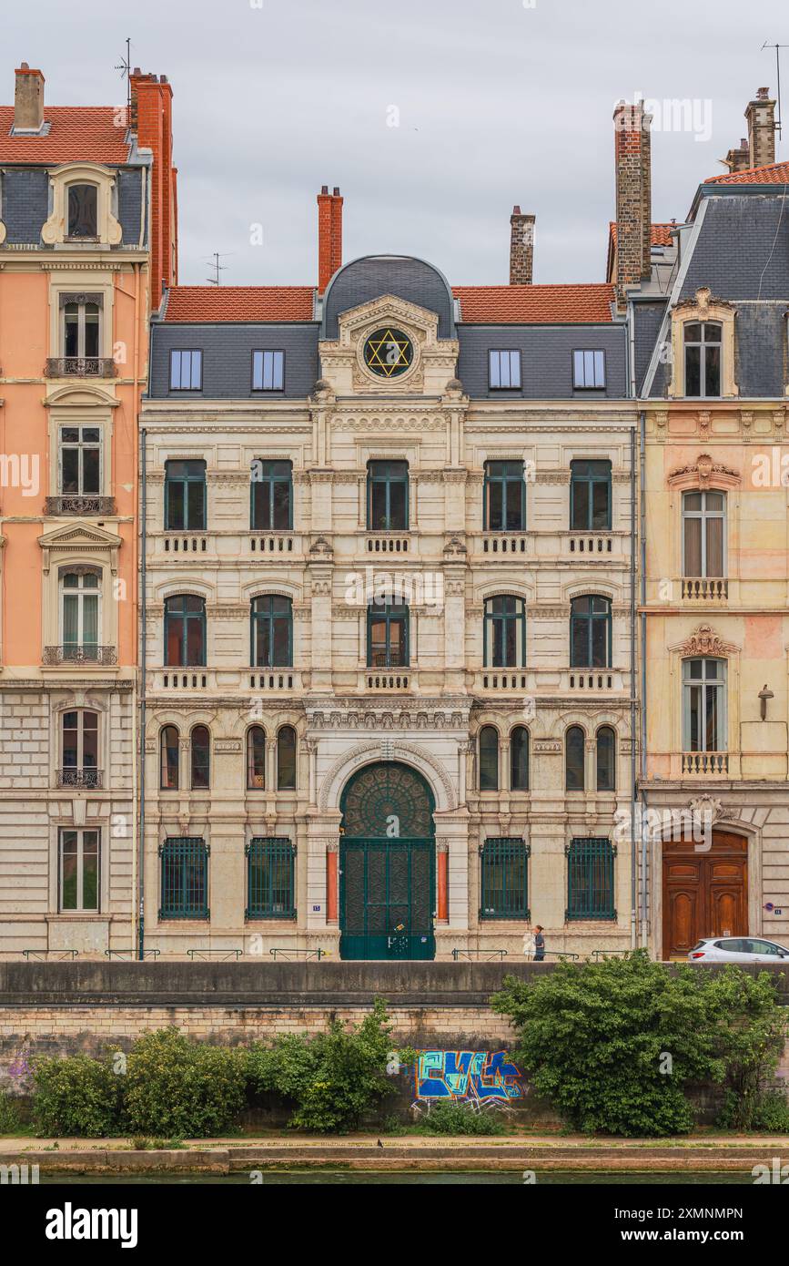 Lyon, Frankreich. Juni 2024. Die große Synagoge wurde 1864 von Abraham Hirsch erbaut und befindet sich in La Presqu'île am Fluss Saone Stockfoto
