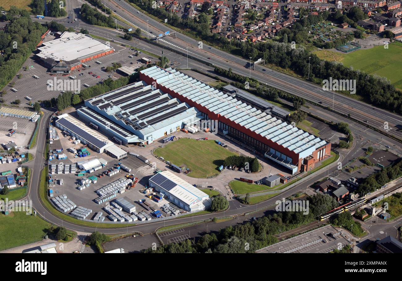 Luftaufnahme eines Industriezentrums für verschiedene Firmen und Hersteller in unmittelbarer Nähe der Autobahn M60, Chadderton, Manchester Stockfoto