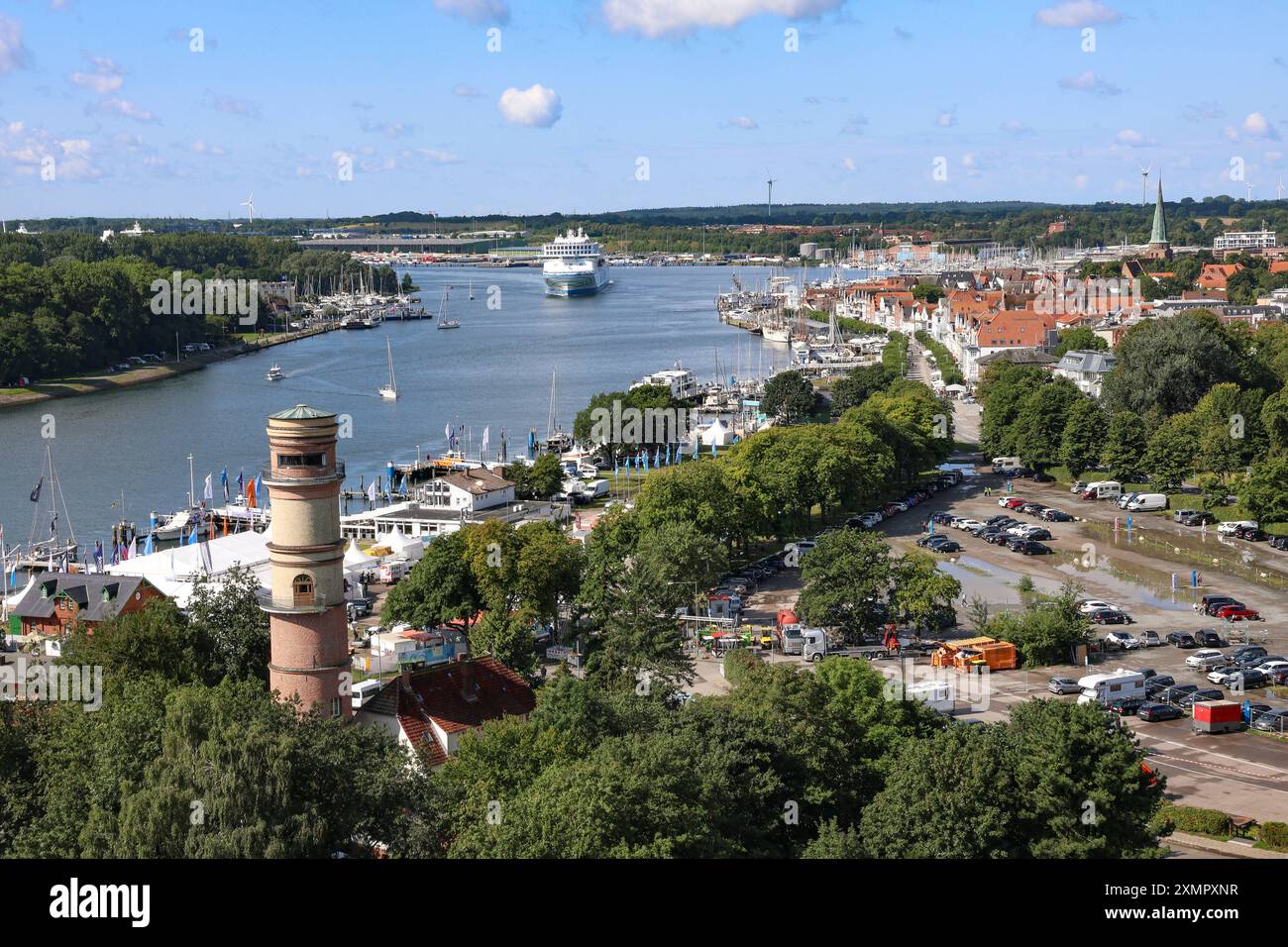 Schleswig-Holstein, Impressionen aus Travemünde, der Hafen , der älteste Leuchtturm Deutschlands. *** Schleswig Holstein, Impressionen aus Travemünde, dem Hafen, dem ältesten Leuchtturm Deutschlands Stockfoto