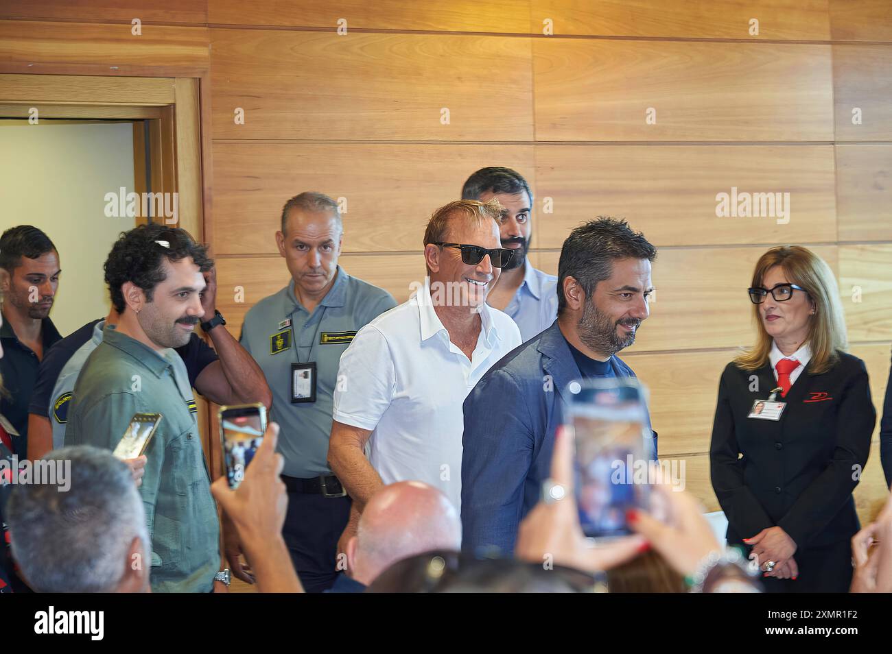News - Kevin Costner in Kalabrien Kevin Costner beim Magna Grecia Film Festival während Kevin Costner in Kalabrien, News in Catanzaro, Italien, 29. Juli 2024 Catanzaro Regional Headquarters Catanzaro Italien Copyright: XAntonioxMoniacix/xLiveMediax LPN 1460788 Stockfoto