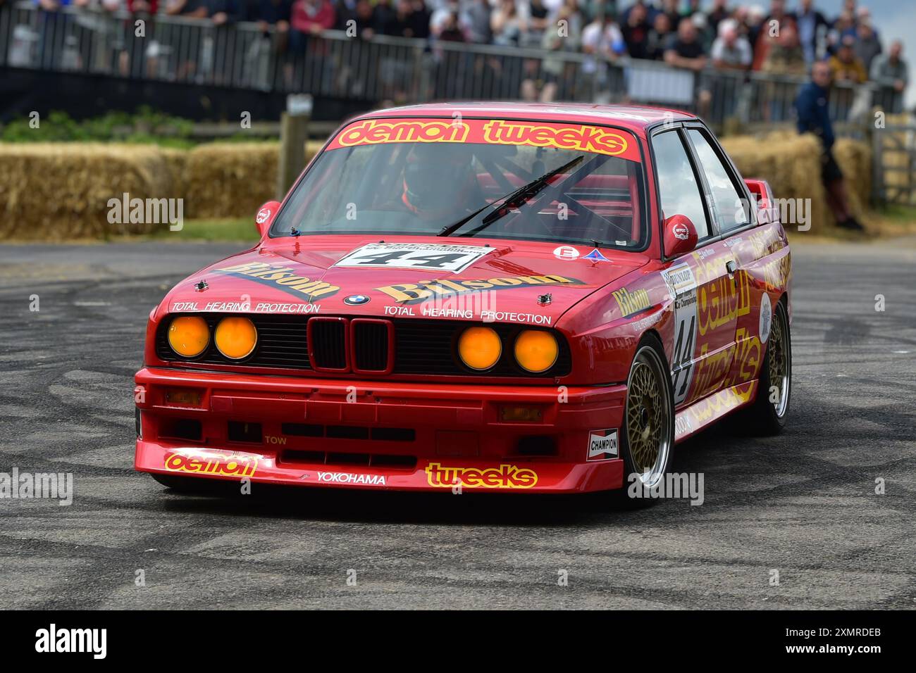 Jason Minshaw, BMW E30 M3, in den frühen 1980er Jahren wandte sich das Streben nach mehr Motorleistung in allen Motorsportarten auf Turboaufladung, Horseless, um Stockfoto