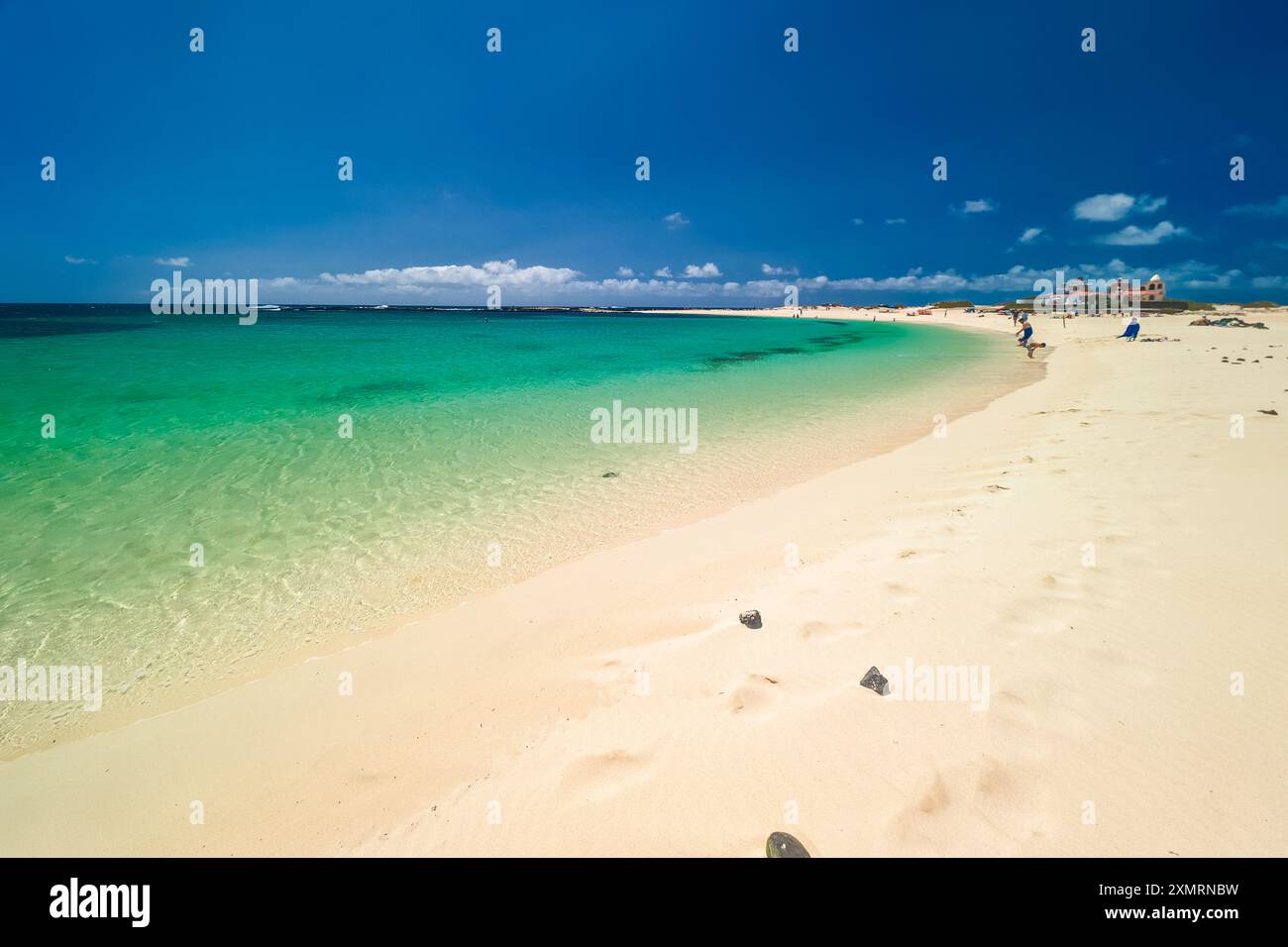 Blick auf den wunderschönen Strand Playa Chica, El Cotillo - Fuerteventura, Kanarische Inseln, Spanien Stockfoto