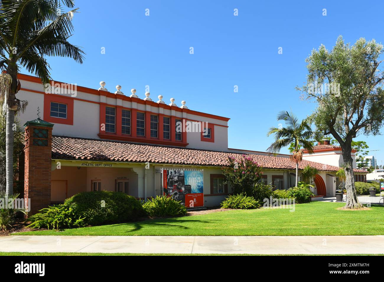 LONG BEACH, KALIFORNIEN - 28. JULI 2024: Das Long Beach City College Athletic Department Office. Stockfoto