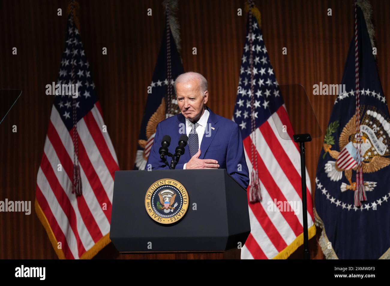 Austin, Texas, USA. Juli 2024. US-Präsident JOE BIDEN hält am 29. Juli 2024 in der Lyndon Baines Johnson Library in Austin die Grundsatzrede zum 60. Jahrestag der Unterzeichnung des Civil Rights Act durch LBJ im Jahr 1964. Biden warnte vor der Bedrohung der Demokratie, wenn Donald Trump zufällig eine zweite Amtszeit gewinnt. (Kreditbild: © Bob Daemmrich/ZUMA Press Wire) NUR REDAKTIONELLE VERWENDUNG! Nicht für kommerzielle ZWECKE! Stockfoto
