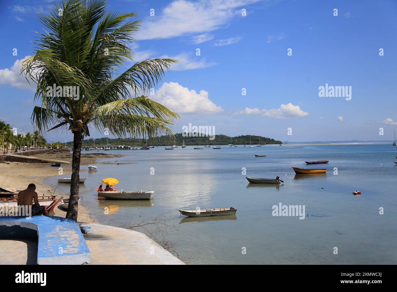 itaparica, bahia, brasilien - 13. oktober 2023: Blick auf einen Strand auf der Insel Itaparica. Stockfoto